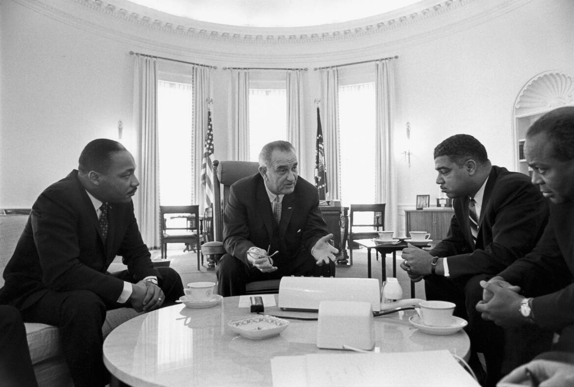 Lyndon_Johnson_meeting_with_civil_rights_leaders.jpg